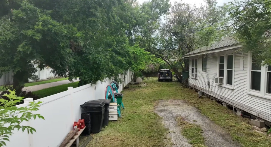 Cleaned side yard and walkway in White Rock Estates Killeen after lawn service